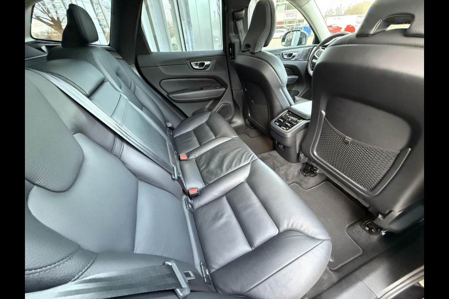 Volvo XC60 2.0 B5 Mom. Exclusive |Pano|Leer|Memory|AutoPilot|HUD|El.Trekhaak|19"R-Design|Harman/Kardon|Carplay