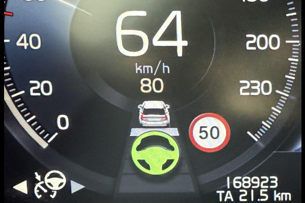 Volvo XC60 2.0 B5 Mom. Exclusive |Pano|Leer|Memory|AutoPilot|HUD|El.Trekhaak|19"R-Design|Harman/Kardon|Carplay
