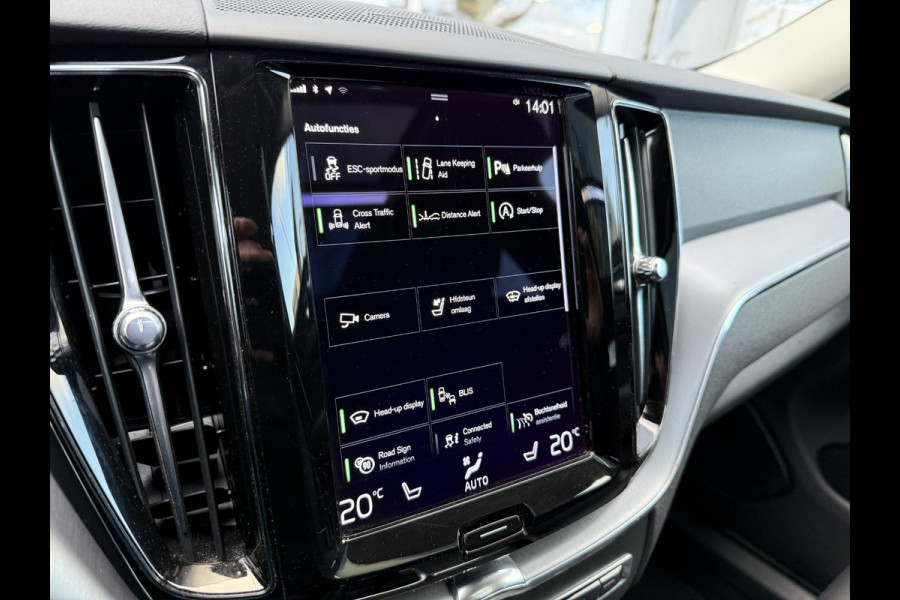 Volvo XC60 2.0 B5 Mom. Exclusive |Pano|Leer|Memory|AutoPilot|HUD|El.Trekhaak|19"R-Design|Harman/Kardon|Carplay
