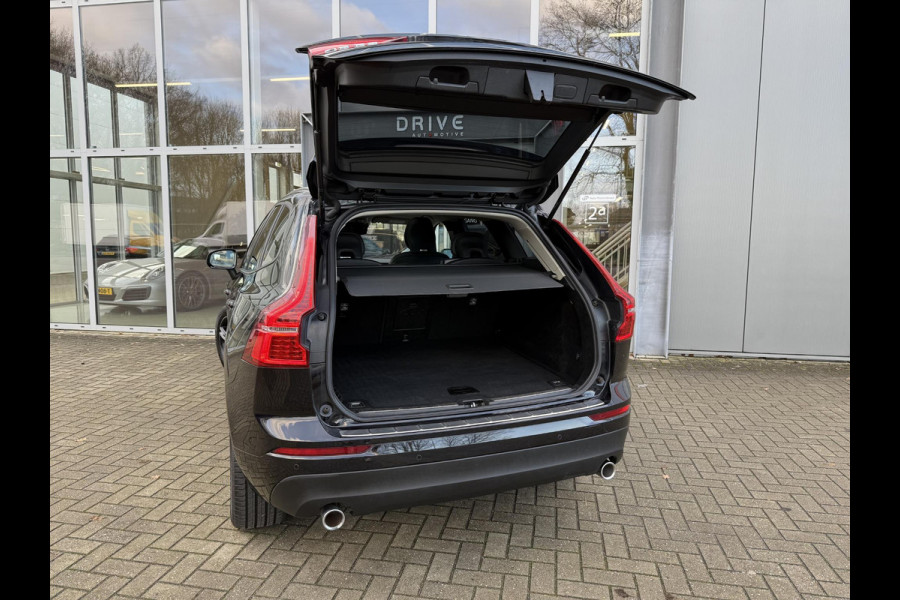 Volvo XC60 2.0 B5 Mom. Exclusive |Pano|Leer|Memory|AutoPilot|HUD|El.Trekhaak|19"R-Design|Harman/Kardon|Carplay