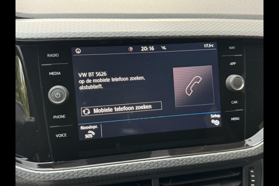 Volkswagen T-Cross 1.0 TSI R-line Automaat | LED | Trekhaak | Getint glas | Climate control | Cruise control adaptief | Lane assist | Dode hoek det