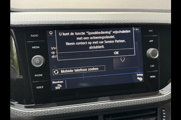 Volkswagen T-Cross 1.0 TSI R-line Automaat | LED | Trekhaak | Getint glas | Climate control | Cruise control adaptief | Lane assist | Dode hoek det
