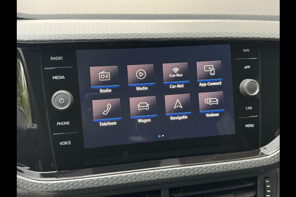 Volkswagen T-Cross 1.0 TSI R-line Automaat | LED | Trekhaak | Getint glas | Climate control | Cruise control adaptief | Lane assist | Dode hoek det