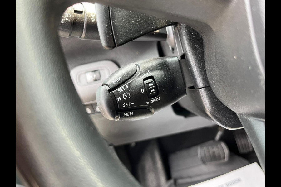 Citroën Berlingo XL 1.2 BENZINE Feel 7pers! 6-12 M GARANTIE AUTOMAAT