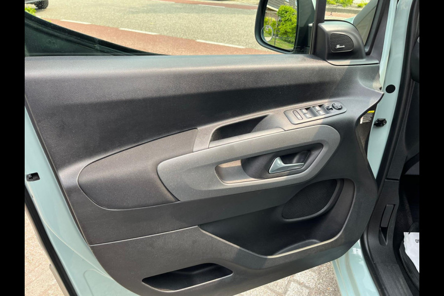 Citroën Berlingo XL 1.2 BENZINE Feel 7pers! 6-12 M GARANTIE AUTOMAAT