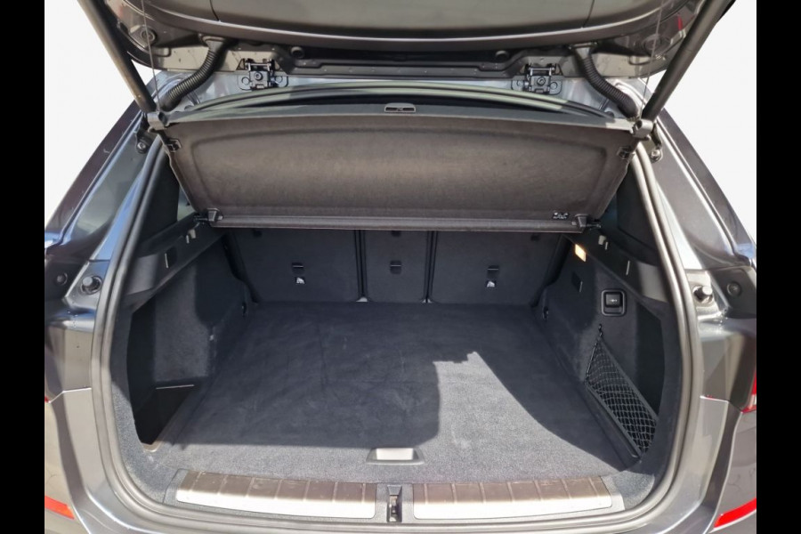 BMW X1 xDrive25e M-SPORT ** LED, NAVI+, HALF-LEDER, HiFi, TREKH, HuD, 19-inch LMV, ** 1e EIG - UNFALLFREI ** ! 2DE PINKSTERDAG GEOPEND VAN 10:00 UUR T/M 17:00 UUR