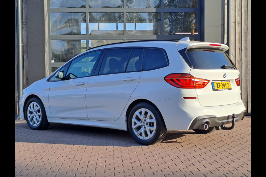 BMW 2 Serie Gran Tourer 218i 7p. High Executive | Leder | Trekhaak | M-pakket | Head-up | Camera | Stoelverwarming |