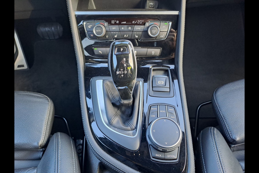 BMW 2 Serie Gran Tourer 218i 7p. High Executive | Leder | Trekhaak | M-pakket | Head-up | Camera | Stoelverwarming |