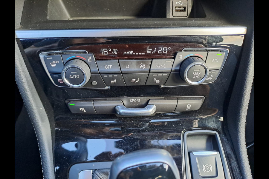 BMW 2 Serie Gran Tourer 218i 7p. High Executive | Leder | Trekhaak | M-pakket | Head-up | Camera | Stoelverwarming |