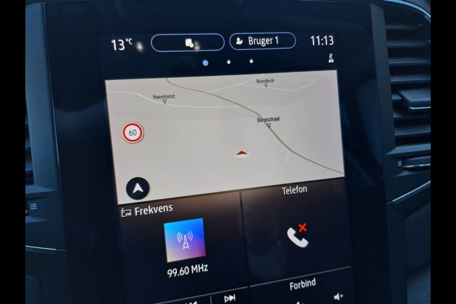 Renault MEGANE Estate 1.6 E-Tech Plug-In Hybrid 160 R.S. Line | Navi | Stoelverwarming | Trekhaak | HUD | ACC | LED |