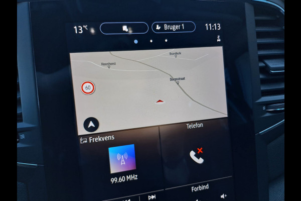 Renault MEGANE Estate 1.6 E-Tech Plug-In Hybrid 160 R.S. Line | Navi | Stoelverwarming | Trekhaak | HUD | ACC | LED |