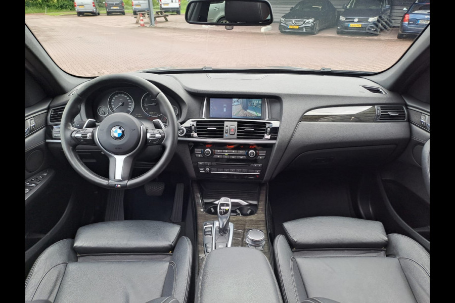 BMW X3 xDrive28i High Executive xLine Edition | Automaat | Trekhaak | Pano | Stoelverwarming | Leder |