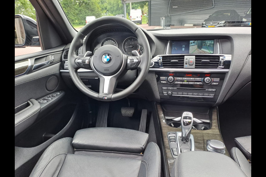 BMW X3 xDrive28i High Executive xLine Edition | Automaat | Trekhaak | Pano | Stoelverwarming | Leder |