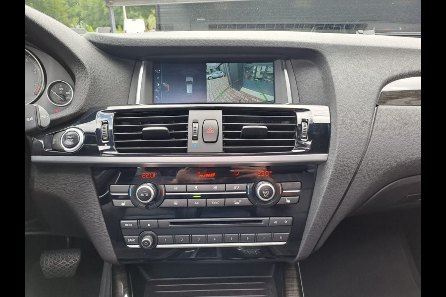 BMW X3 xDrive28i High Executive xLine Edition | Automaat | Trekhaak | Pano | Stoelverwarming | Leder |
