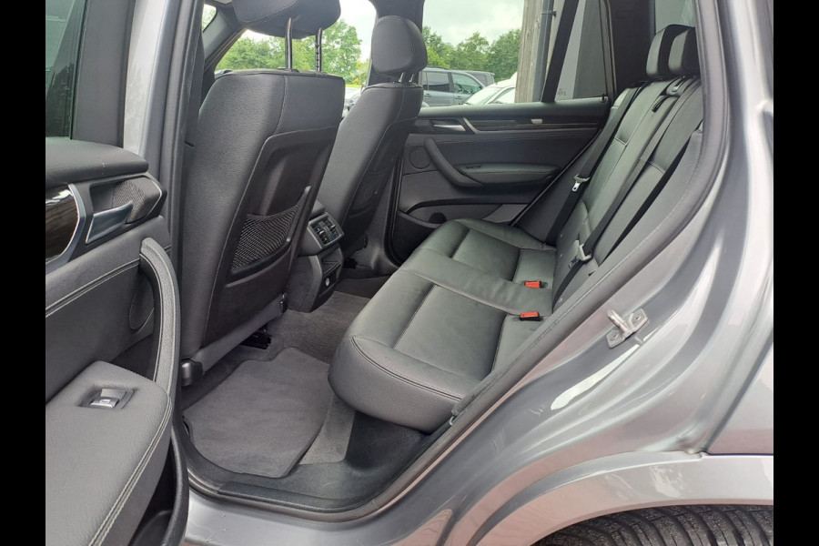 BMW X3 xDrive28i High Executive xLine Edition | Automaat | Trekhaak | Pano | Stoelverwarming | Leder |
