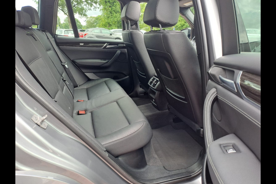 BMW X3 xDrive28i High Executive xLine Edition | Automaat | Trekhaak | Pano | Stoelverwarming | Leder |