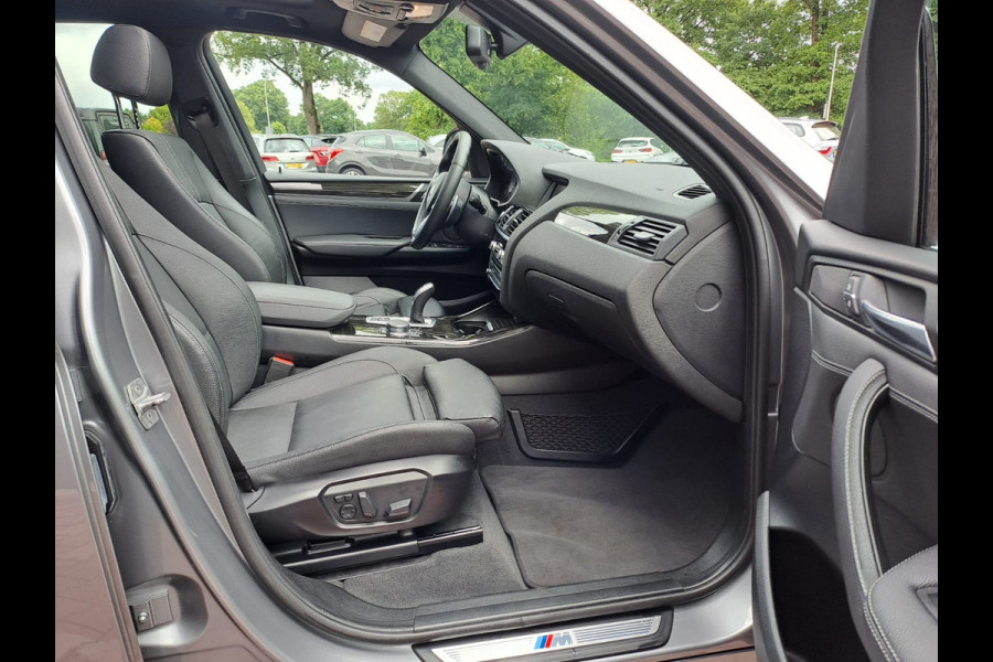 BMW X3 xDrive28i High Executive xLine Edition | Automaat | Trekhaak | Pano | Stoelverwarming | Leder |