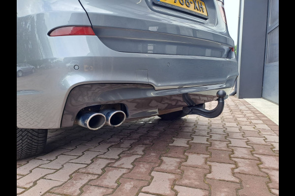BMW X3 xDrive28i High Executive xLine Edition | Automaat | Trekhaak | Pano | Stoelverwarming | Leder |