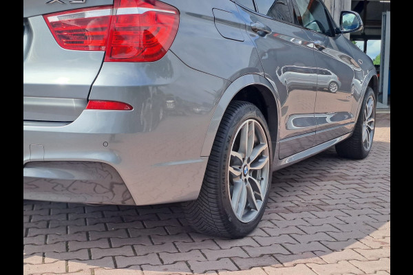 BMW X3 xDrive28i High Executive xLine Edition | Automaat | Trekhaak | Pano | Stoelverwarming | Leder |