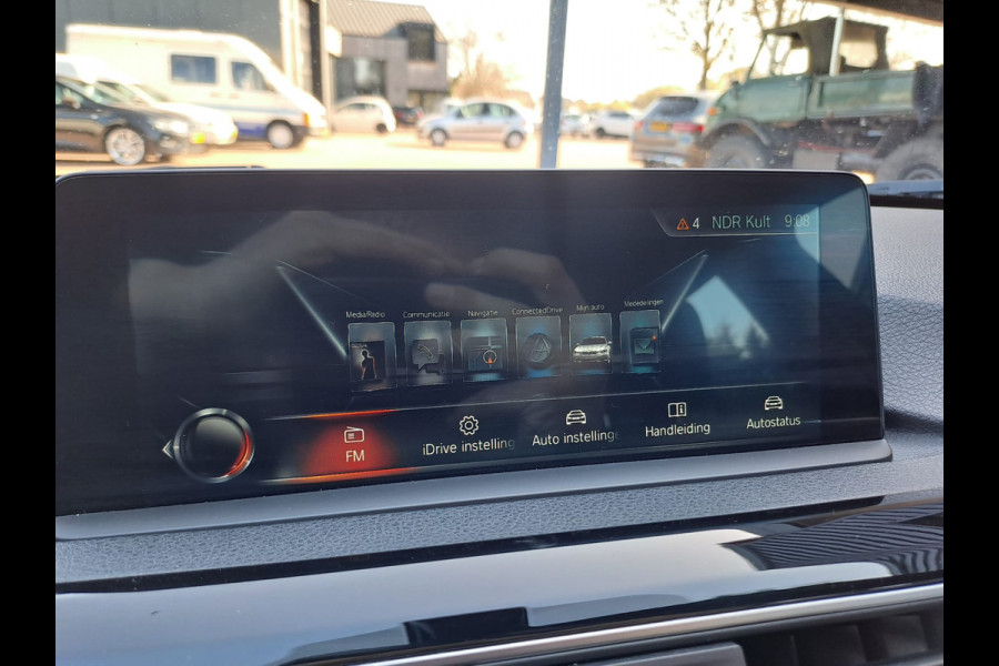 BMW 3 Serie Touring 318i Centennial Executive | Automaat | LED | Cruise | Navi | PDC | Sport Line | LMV |