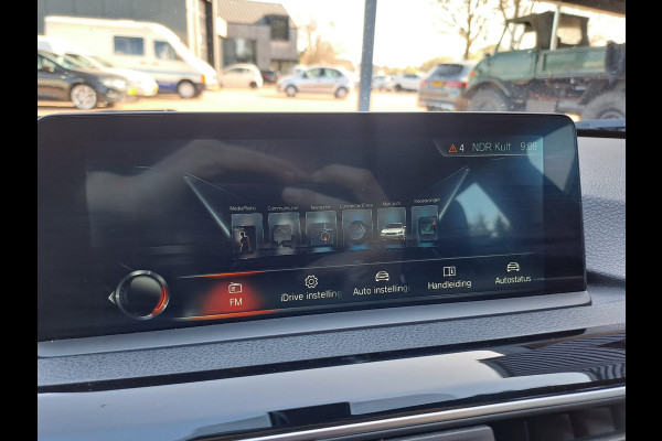 BMW 3 Serie Touring 318i Centennial Executive | Automaat | LED | Cruise | Navi | PDC | Sport Line | LMV |