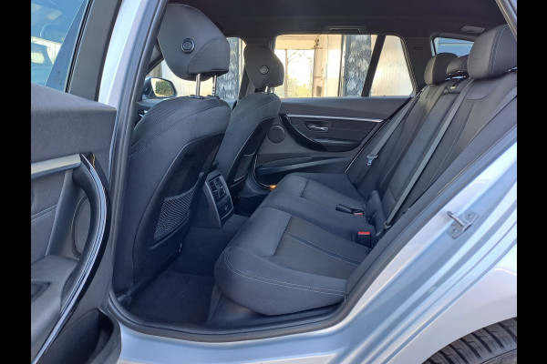 BMW 3 Serie Touring 318i Centennial Executive | Automaat | LED | Cruise | Navi | PDC | Sport Line | LMV |