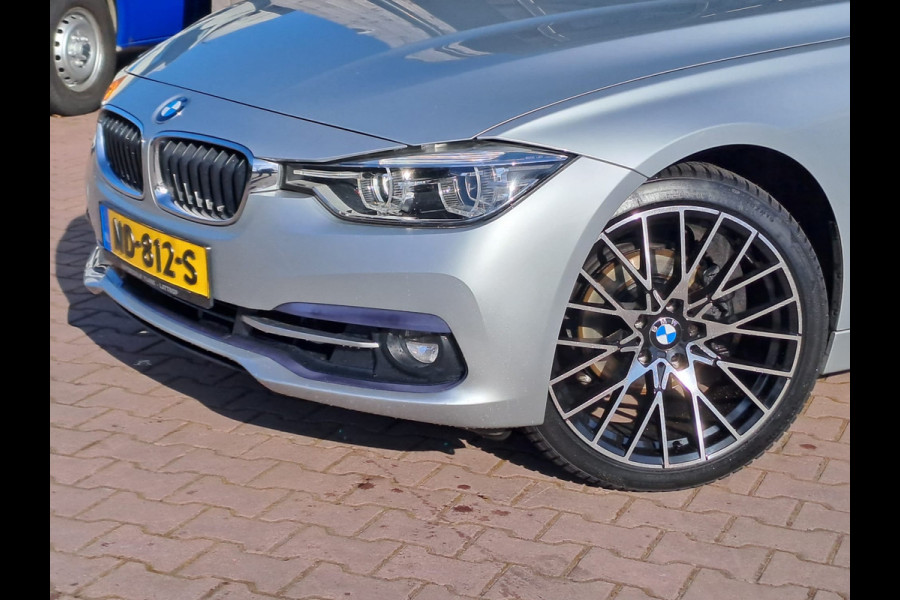 BMW 3 Serie Touring 318i Centennial Executive | Automaat | LED | Cruise | Navi | PDC | Sport Line | LMV |
