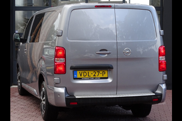 Opel Vivaro 2.0 CDTI L3H1 DC Edition | Airco | Navigatie | Achteruitrijcamera | 6 Persoons | Nieuw model |