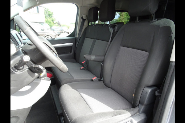 Opel Vivaro 2.0 CDTI L3H1 DC Edition | Airco | Navigatie | Achteruitrijcamera | 6 Persoons | Nieuw model |