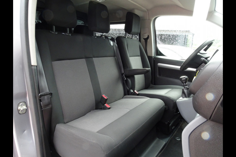 Opel Vivaro 2.0 CDTI L3H1 DC Edition | Airco | Navigatie | Achteruitrijcamera | 6 Persoons | Nieuw model |