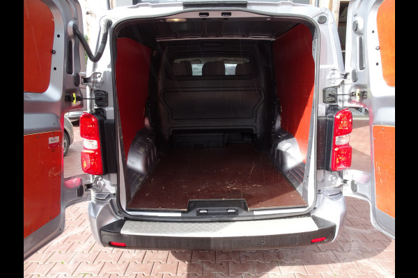 Opel Vivaro 2.0 CDTI L3H1 DC Edition | Airco | Navigatie | Achteruitrijcamera | 6 Persoons | Nieuw model |