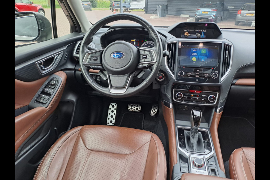 Subaru Forester 2.0i e-BOXER First Edition AWD | Trekhaak | Pano | All-seasons | Leder | LMV 18" | Camera | Dealer onderhouden |
