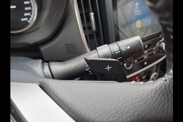 Subaru Forester 2.0i e-BOXER First Edition AWD | Trekhaak | Pano | All-seasons | Leder | LMV 18" | Camera | Dealer onderhouden |