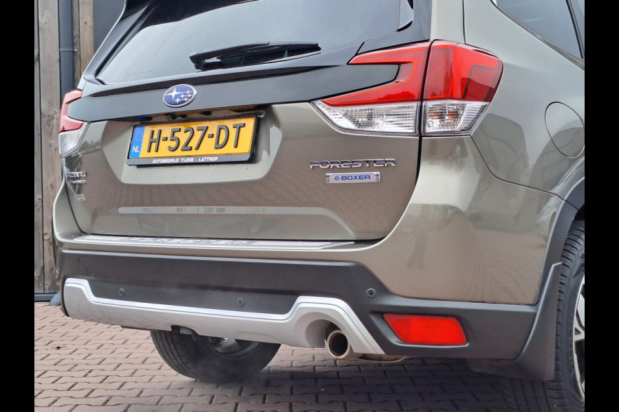 Subaru Forester 2.0i e-BOXER First Edition AWD | Trekhaak | Pano | All-seasons | Leder | LMV 18" | Camera | Dealer onderhouden |