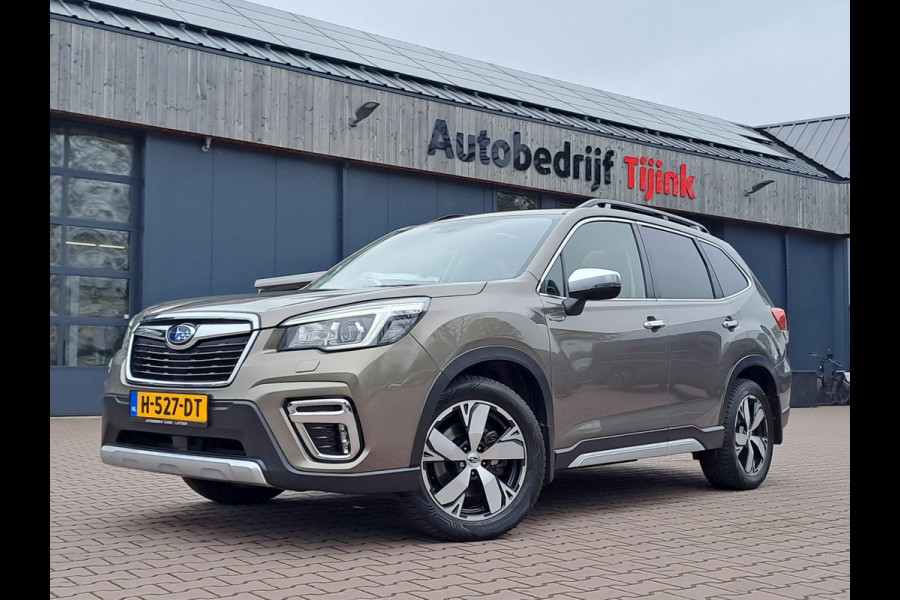 Subaru Forester 2.0i e-BOXER First Edition AWD | Trekhaak | Pano | All-seasons | Leder | LMV 18" | Camera | Dealer onderhouden |