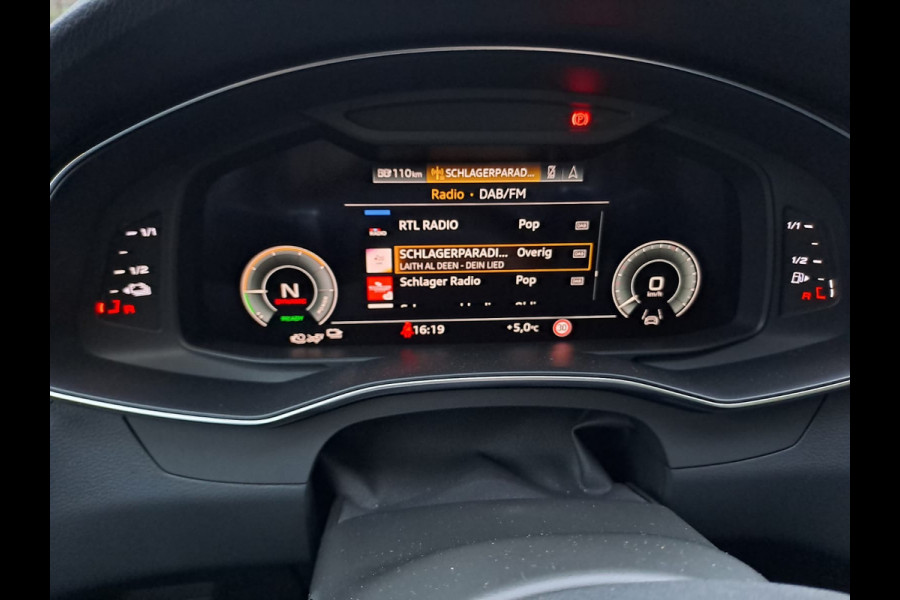 Audi A6 Avant 55 TFSI e quattro Pro Line S Competition | LED Matrix | Pano | Tour | Park assist | Trekhaak | B&O - 3D |
