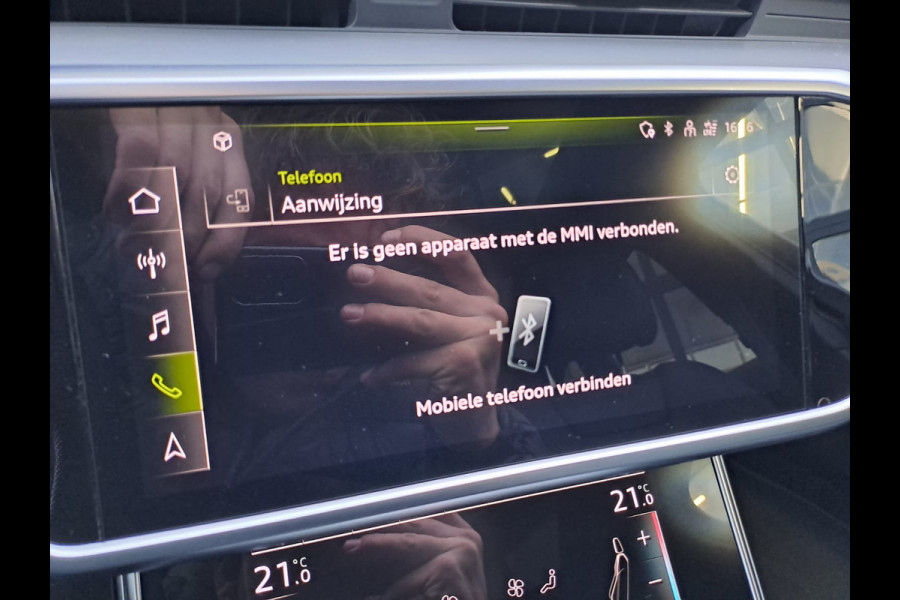 Audi A6 Avant 55 TFSI e quattro Pro Line S Competition | LED Matrix | Pano | Tour | Park assist | Trekhaak | B&O - 3D |