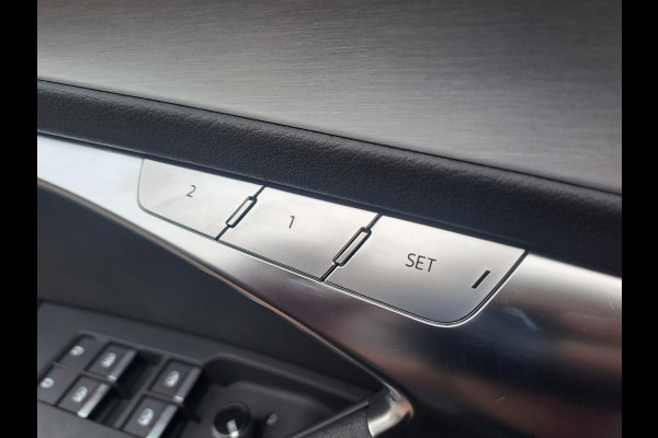 Audi A6 Avant 55 TFSI e quattro Pro Line S Competition | LED Matrix | Pano | Tour | Park assist | Trekhaak | B&O - 3D |