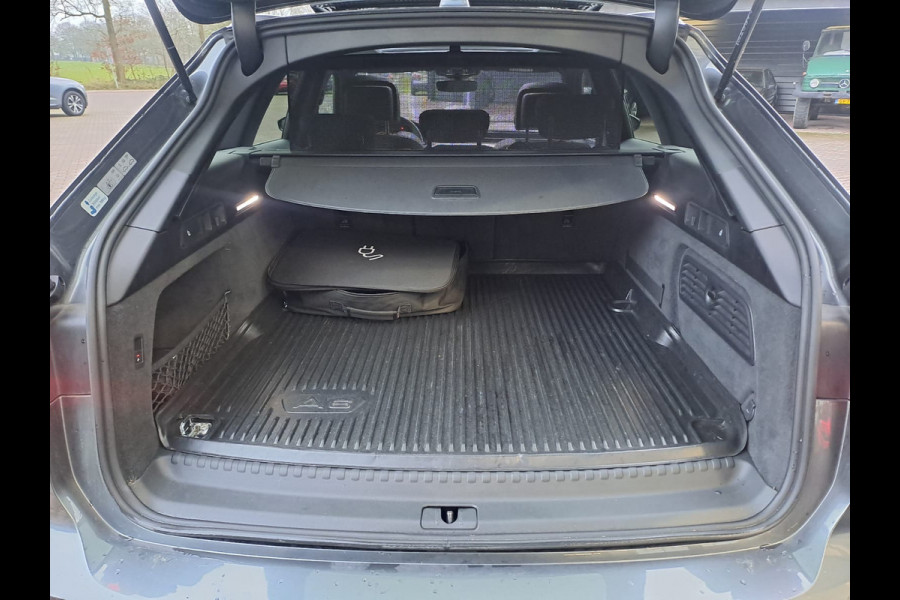 Audi A6 Avant 55 TFSI e quattro Pro Line S Competition | LED Matrix | Pano | Tour | Park assist | Trekhaak | B&O - 3D |
