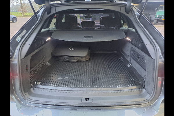 Audi A6 Avant 55 TFSI e quattro Pro Line S Competition | LED Matrix | Pano | Tour | Park assist | Trekhaak | B&O - 3D |