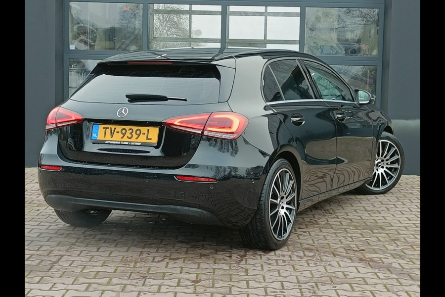 Mercedes-Benz A-Klasse 200 Business Solution Plus Upgrade | Wide Screen | Navi | Stoelverw. | LED/Xenon | Camera |