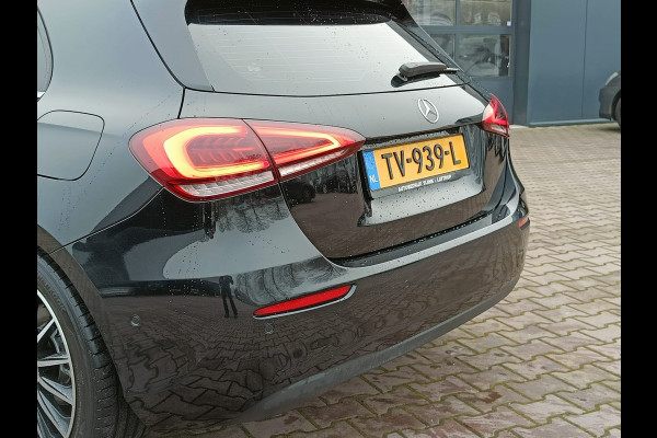 Mercedes-Benz A-Klasse 200 Business Solution Plus Upgrade | Wide Screen | Navi | Stoelverw. | LED/Xenon | Camera |