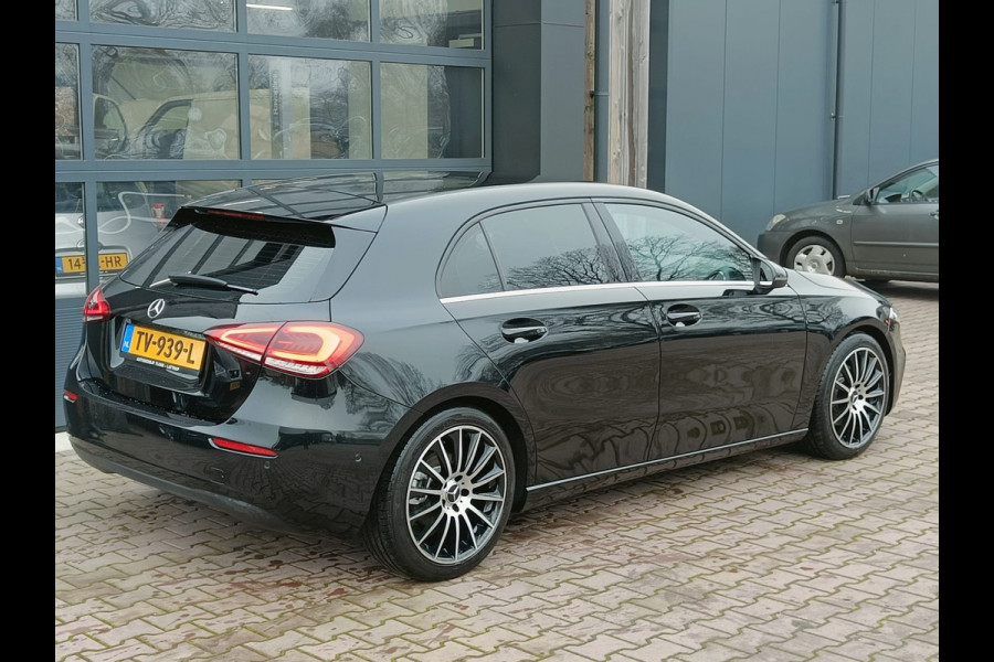 Mercedes-Benz A-Klasse 200 Business Solution Plus Upgrade | Wide Screen | Navi | Stoelverw. | LED/Xenon | Camera |