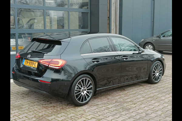 Mercedes-Benz A-Klasse 200 Business Solution Plus Upgrade | Wide Screen | Navi | Stoelverw. | LED/Xenon | Camera |