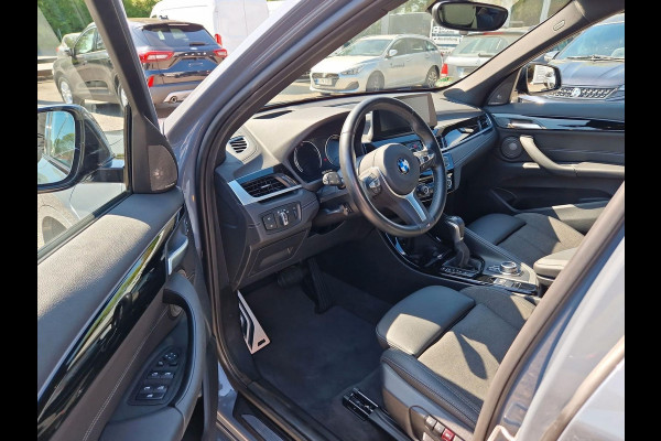 BMW X1 xDrive25e M-SPORT ** LED, NAVI+, PANORAMA, MEM, TREKH, HuD, 19-inch LMV, ** 1e EIG - UNFALLFREI **