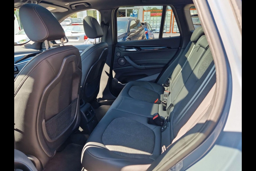 BMW X1 xDrive25e M-SPORT ** LED, NAVI+, PANORAMA, MEM, TREKH, HuD, 19-inch LMV, ** 1e EIG - UNFALLFREI **