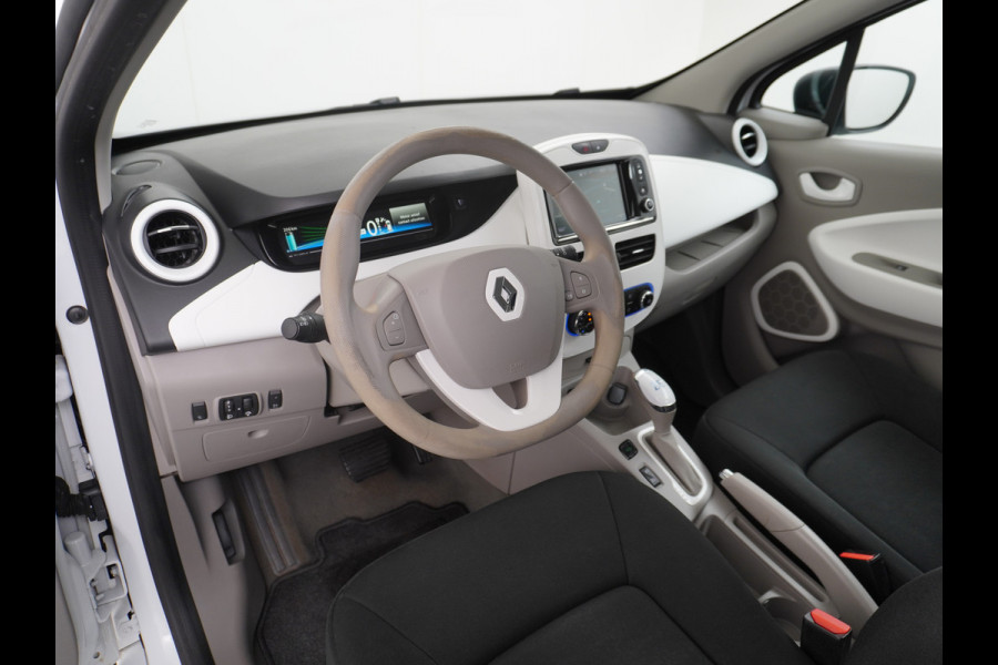 Renault ZOE R90 41kWh EIGEN -ACCU 93pk AUT. Navi ECC Apple Carplay Android WiFi-vb. LED EBD Multi-Media.vb. Bluetooth Apps Interieur-Koeling Isofix Bluetooth Led Origineel NLse auto van 1e eigenaar