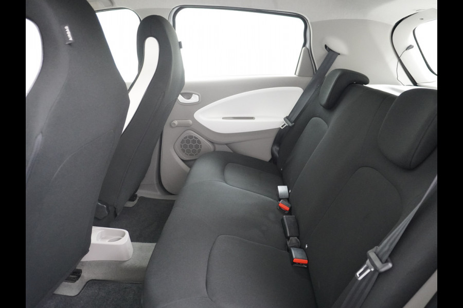 Renault ZOE R90 41kWh EIGEN -ACCU 93pk AUT. Navi ECC Apple Carplay Android WiFi-vb. LED EBD Multi-Media.vb. Bluetooth Apps Interieur-Koeling Isofix Bluetooth Led Origineel NLse auto van 1e eigenaar