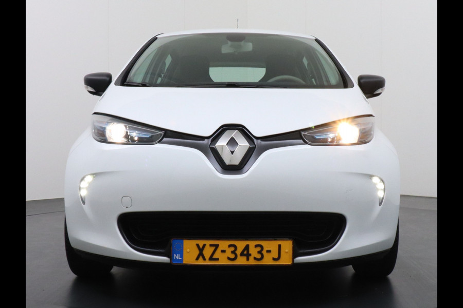 Renault ZOE R90 41kWh EIGEN -ACCU 93pk AUT. Navi ECC Apple Carplay Android WiFi-vb. LED EBD Multi-Media.vb. Bluetooth Apps Interieur-Koeling Isofix Bluetooth Led Origineel NLse auto van 1e eigenaar