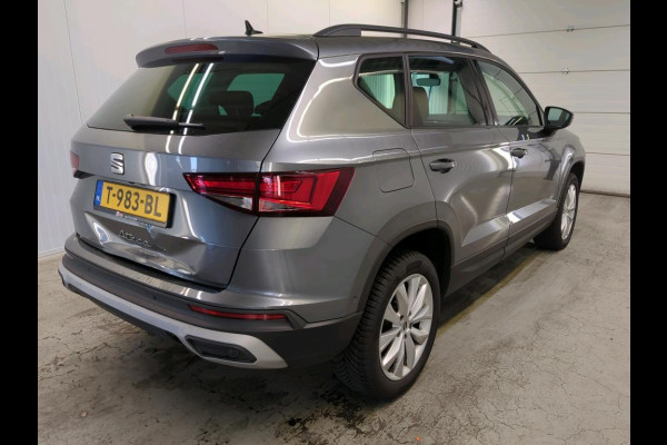 Seat Ateca 1.5 TSI Style Business Intense DSG Navigatie Apple Carplay/Android Auto Camera Parkeersensoren Cruise Control Full Led koplampen Lichtmetalen velgen Virtual Cockpit Getinte ramen Climate Control